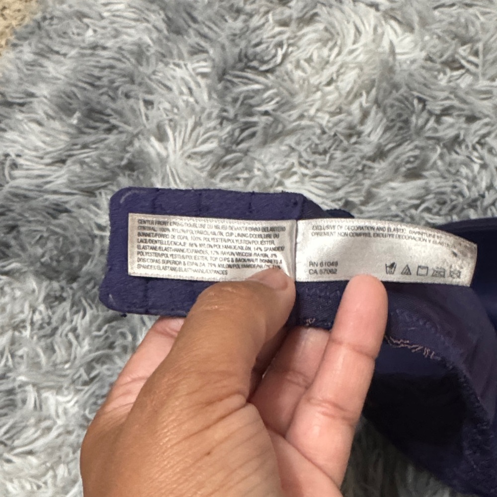 Luxurious Purple Lace Underwire Bra - Picture 4 of 11